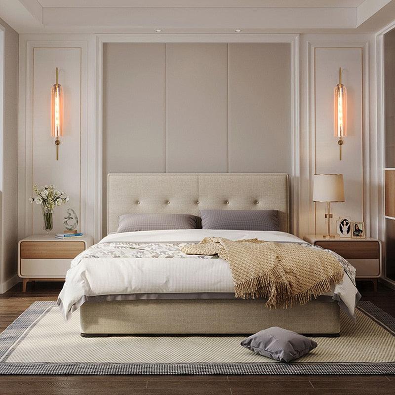 Applique murale décorative doré mat pour éclairer une tête de lit dans une  chambre à coucher Veneto Wall Light Par Ledsc4 - IDEALUM PRO