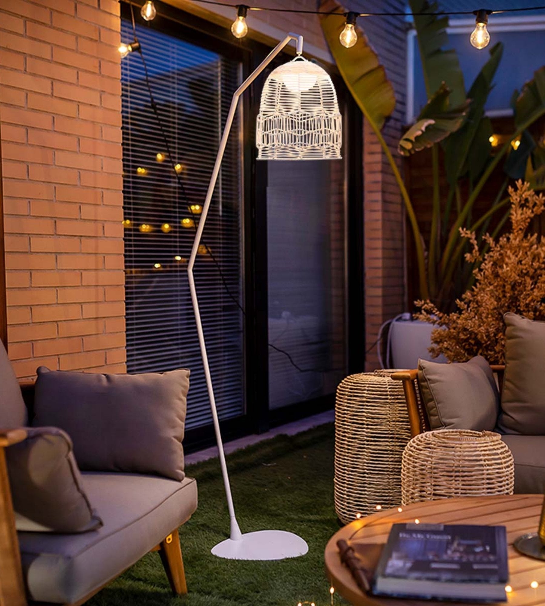 Lampadaire rechargeable avec abat jour SANTORINI - Design Méditerranéen - Extérieur et Intérieur