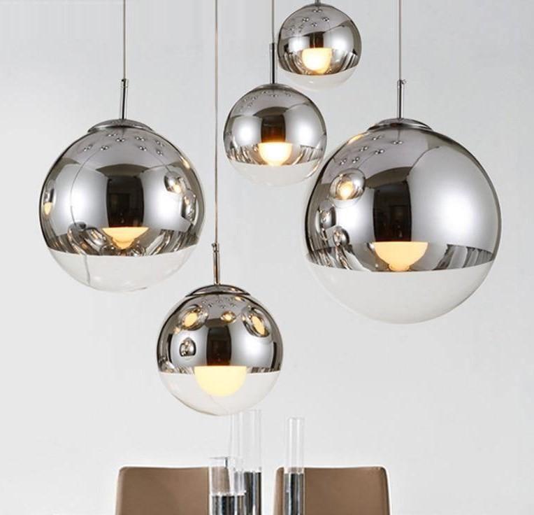 lampe-suspendue-bulle-argentee